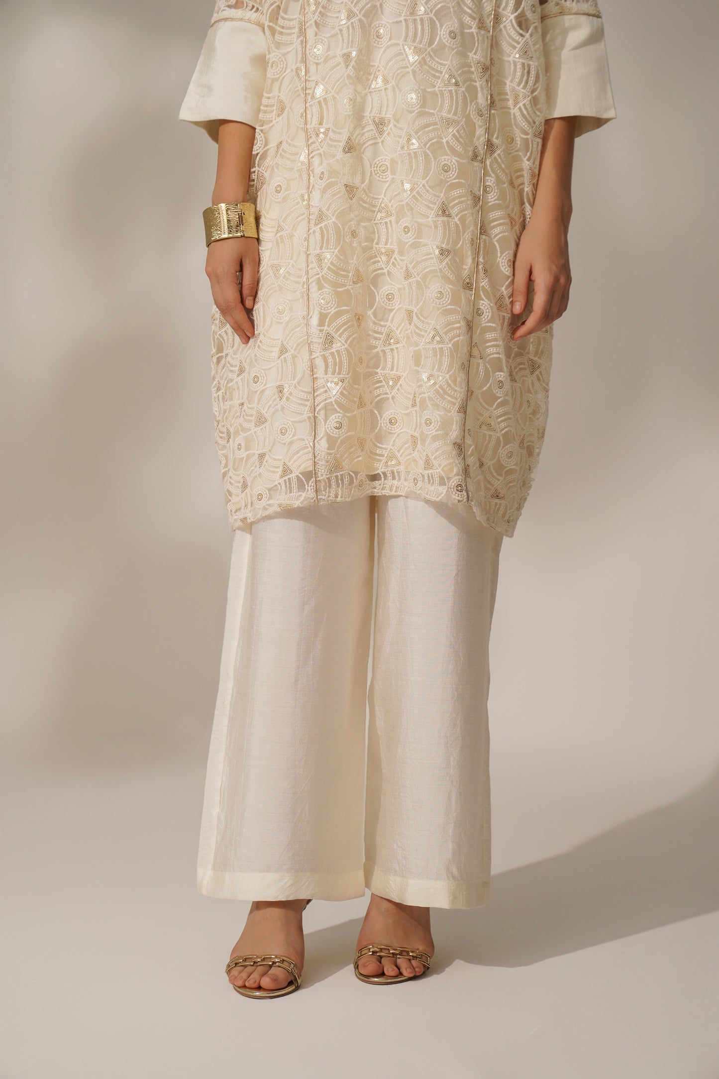 Long Panelled Kaftan With Wide Leg Pant (Off-White)