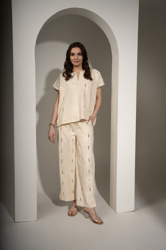 Textured Straight Pant