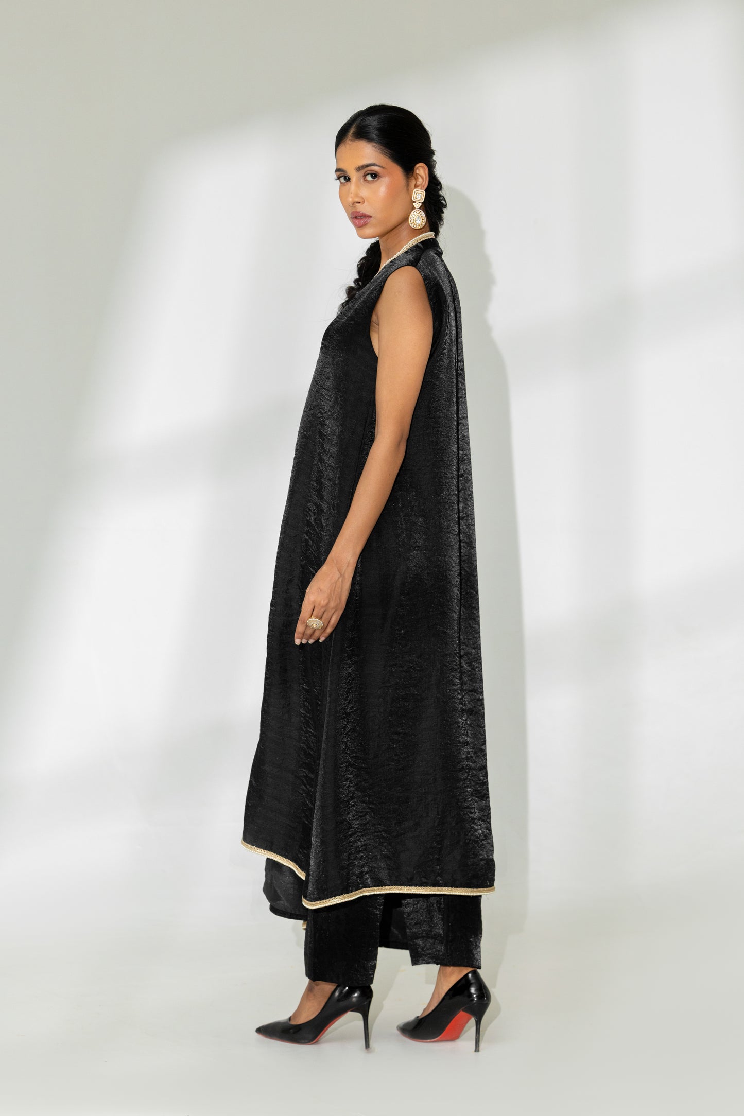 Black Sleeveless Asymmetric Kurta and Pant Set