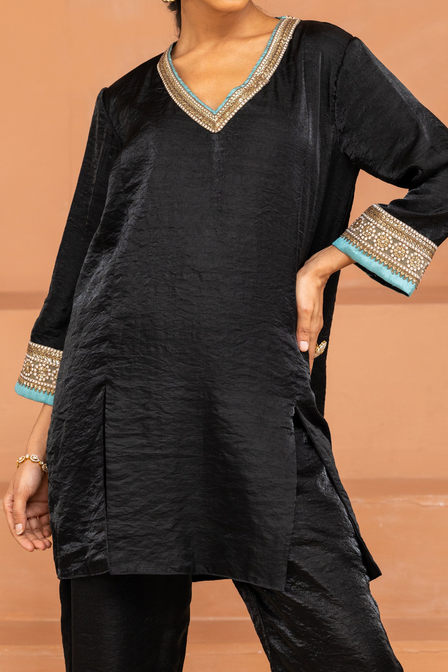 Black Panelled Short Kurta and Pant Set